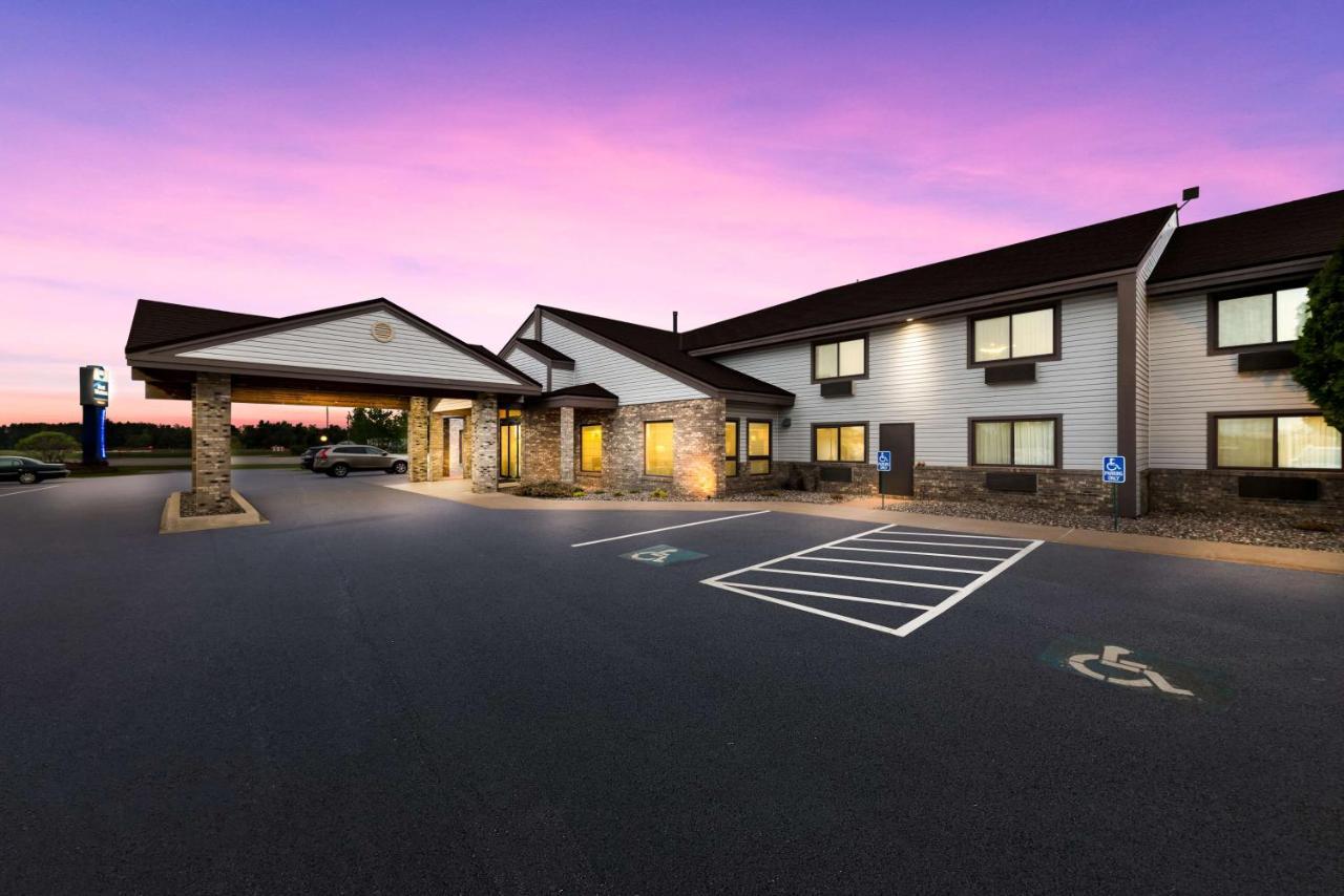 Best Western Derby Inn Eagle River Exterior foto