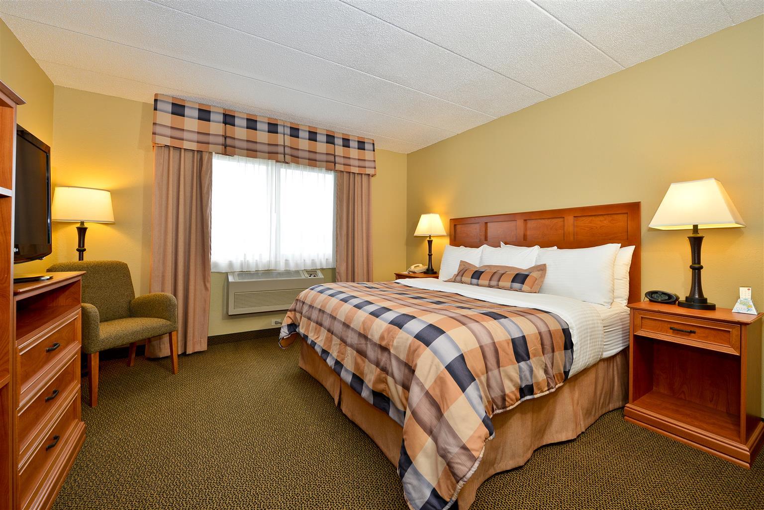 Best Western Derby Inn Eagle River Exterior foto
